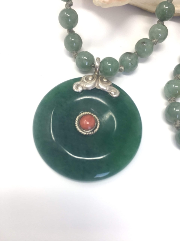 Collier Jade 2