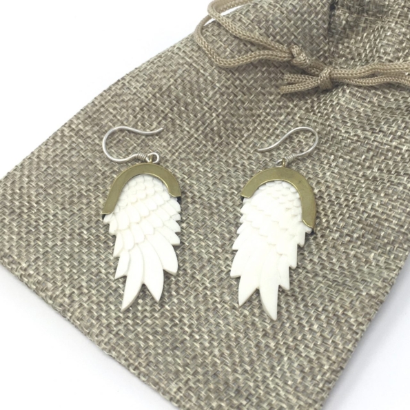 Boucles d'oreilles Ailes d'Ange en corne